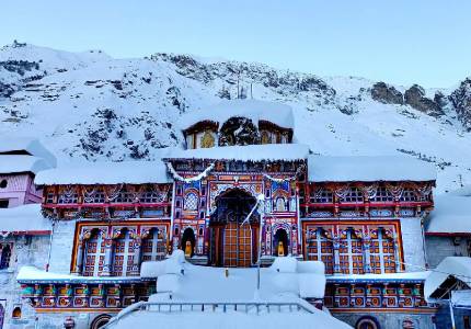 Char Dham Yatra with Amritsar Tour
