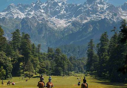 Hills of Himachal: Chandigarh to Dalhousie Grand Tour