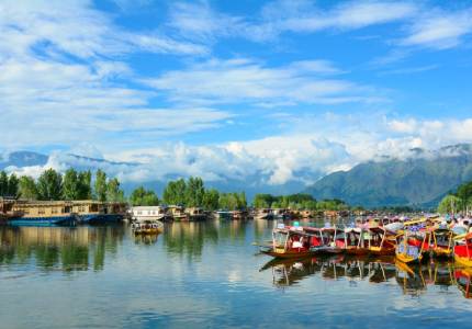 Kashmir Dreams Unfold – A Himalayan Journey from Chandigarh